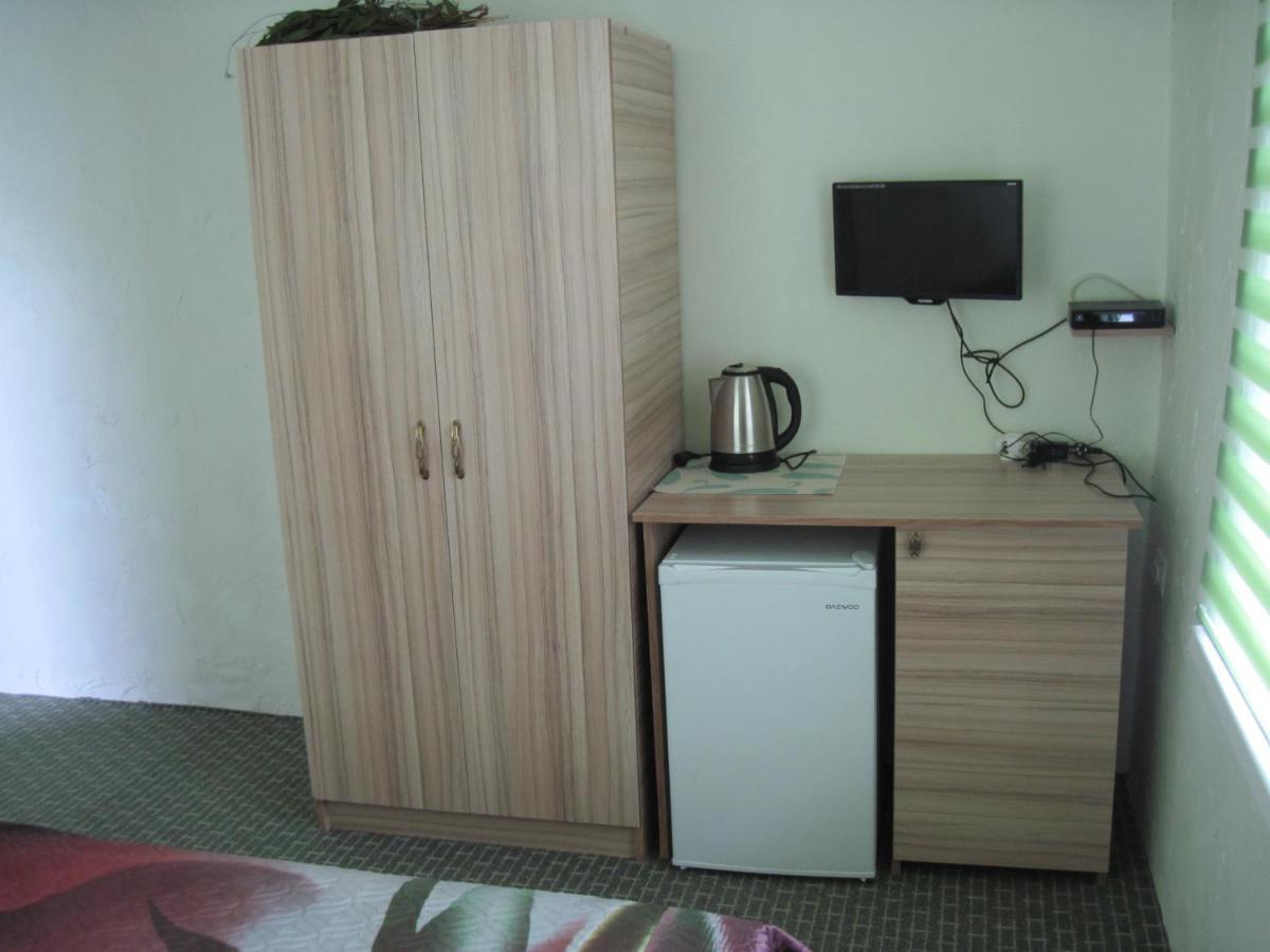Guest House Inkit Піцунда Екстер'єр фото